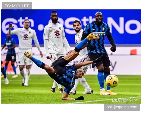 意甲裁判委员会强调新赛季对抗尺度,旨在平衡比赛流畅性与防守强度 意甲裁判委员会强调新赛季对抗尺度,旨在平衡比赛流畅性与防守强度